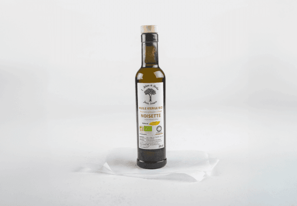 Fruitière des Coteaux de Seille Lavigny Jura Huile Vierge Bio Noisettes