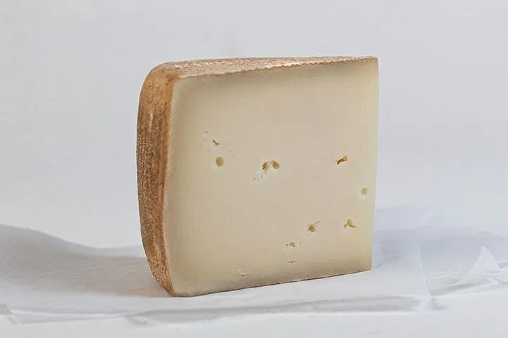 Fruitière des Coteaux de Seille Lavigny Jura Fromage Tomme de brebis