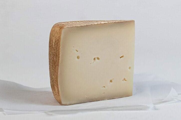 Fruitière des Coteaux de Seille Lavigny Jura Fromage Tomme de brebis